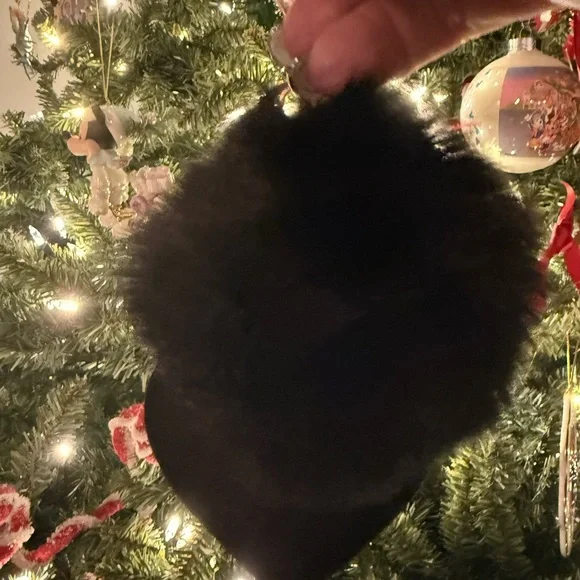 Black heart and pom-pom key ring bag charm - Picture 2 of 4